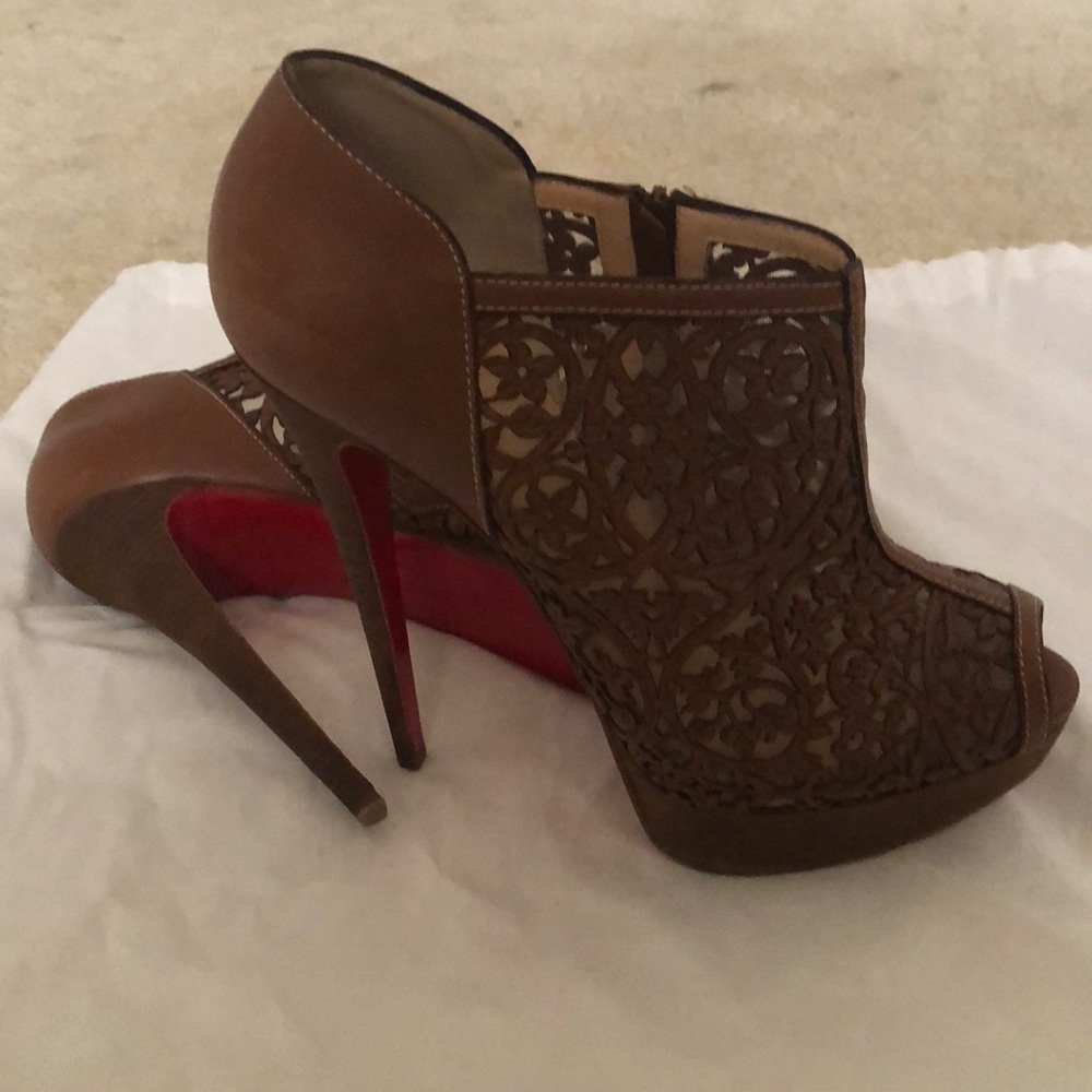 Christian Louboutin Ankle Boots (Pampas 150 Camel)